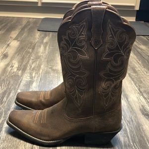 Women’s Ariat Cowgirl Boot. Size 9.5